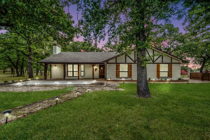 3754 Ft Graham Road, West